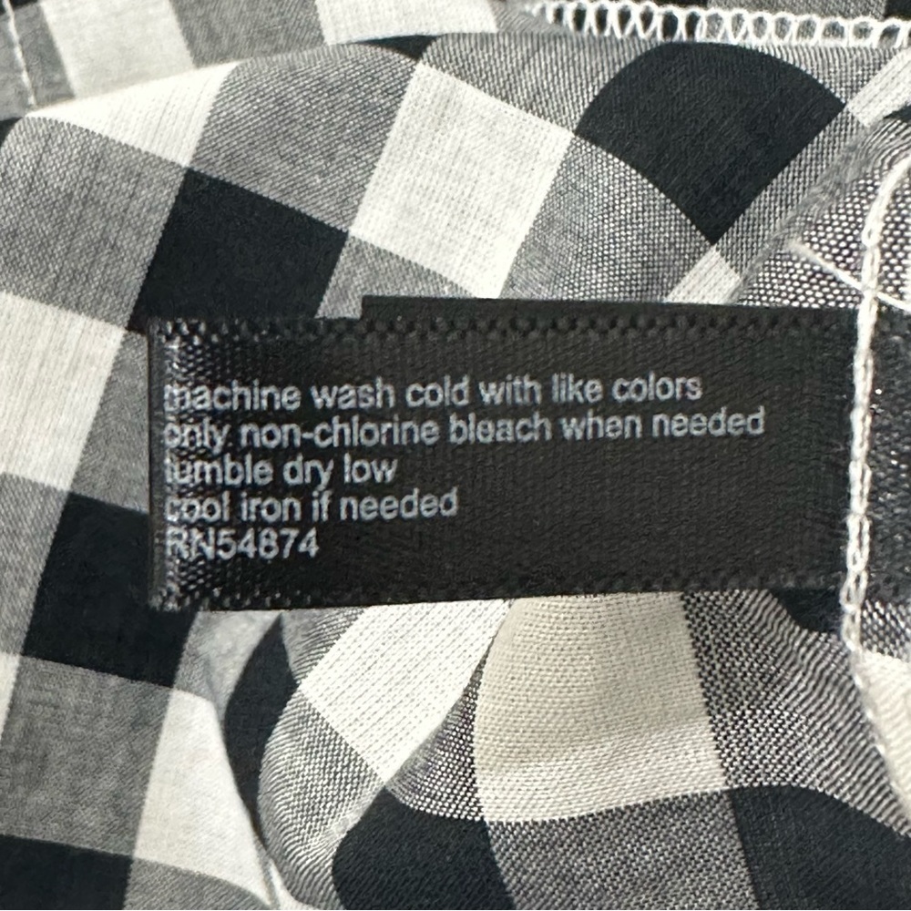The Limited Fitted Plaid Button Down Shirt Black White Check Lightweight - Picture 5 of 5